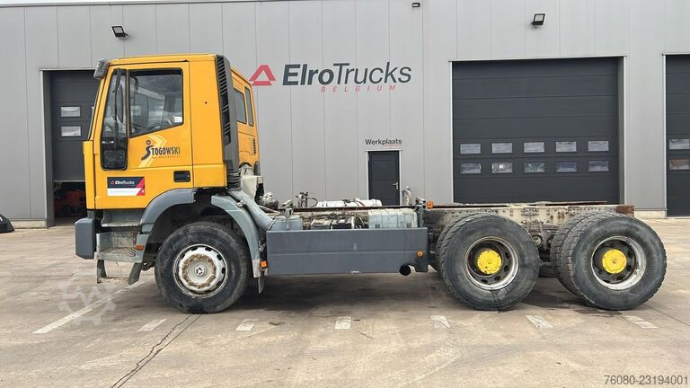  Iveco Eurotrakker 260 E 30 (MANUAL PUMP / POMPE MANUE...