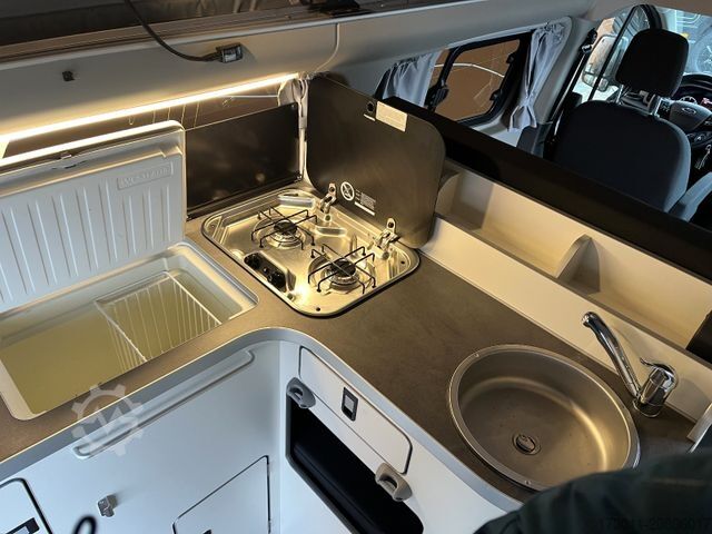 Campervan FORD Nugget Plus mit Aufstelldach und WC