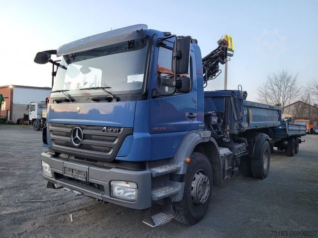 Tipper truck MERCEDES-BENZ Axor 1833 K 2-Achs Kipper Kran iferst