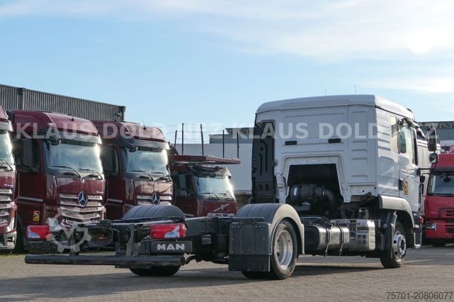 Van chassis MAN TGL 8.180 Fahrgestell Kühlbox Navi Euro 6