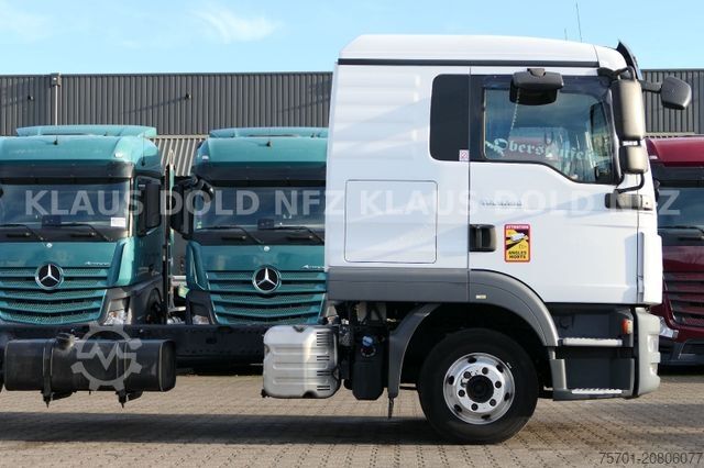 Van chassis MAN TGL 8.180 Fahrgestell Kühlbox Navi Euro 6