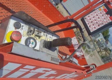 Hoogwerker knikmachines Skyjack SJ III 3226 Elektro 9,90 m