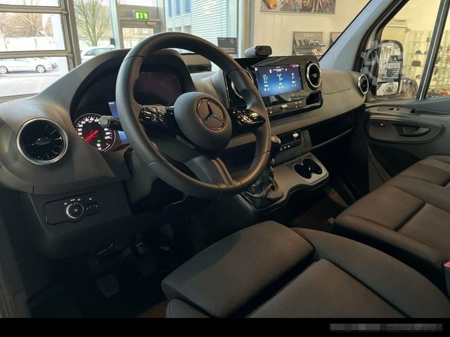 Panelová dodávka MERCEDES-BENZ Sprinter 315 CDI Hochdach Schwingsitz/AHK/Kamera