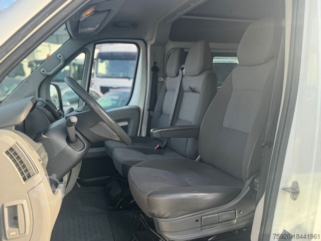 Kastenwagen hoch PEUGEOT Boxer HDi *Rollstuhltransport* Ideal WOMO Umbau