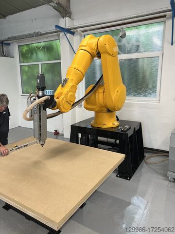 Průmyslový robot Cead, Stäubli, SinuCraft Cead E25, TX200, SinuPrint