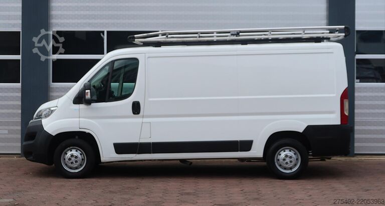 Magastetős kombi Citroen Jumper 30 2.2 BlueHDi 140 L2H1 Club IMPERIAAL/ ...