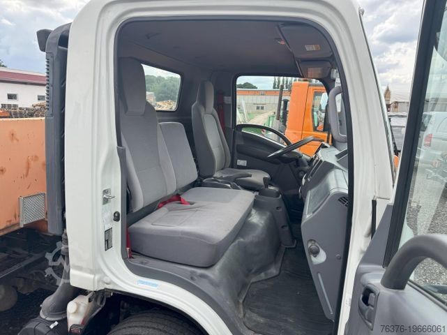 Camión volquete ISUZU NPR Autom. mit Abrollkipper