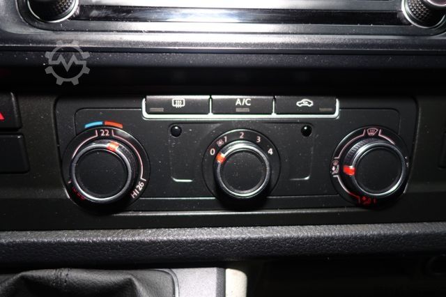 Minibus VOLKSWAGEN T6  4x4 L1H1 Standheizung Sortimo AHK Klima Navi