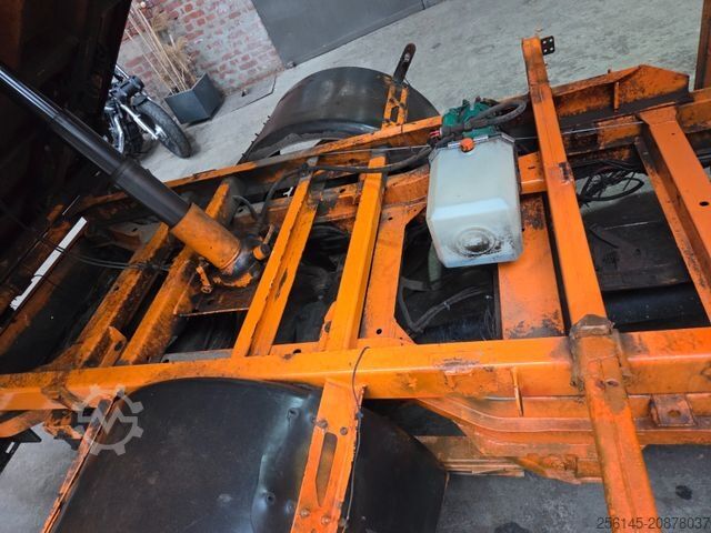 Minibus MERCEDES-BENZ Sprinter DoKa 3 S Kipper 515 CDI AHK  7 Sitze