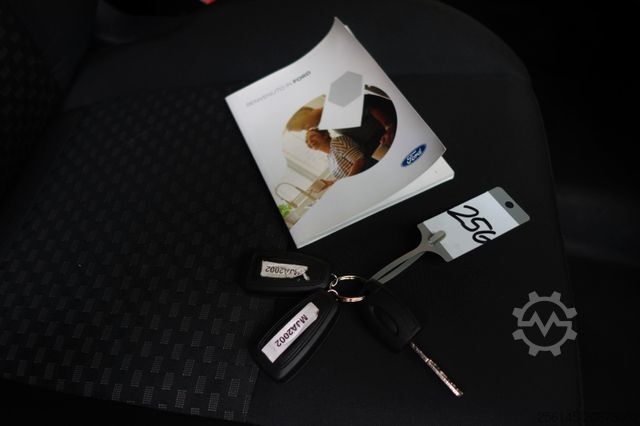 High top van FORD Transit Kasten 350 L3 H3 KlimaKamera TüvNeu Navi