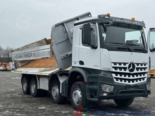 Camion ribaltabile trilaterale Mercedes-Benz Arocs 3248 8x4/4 Moser 3 Seiten Kipper Retarder