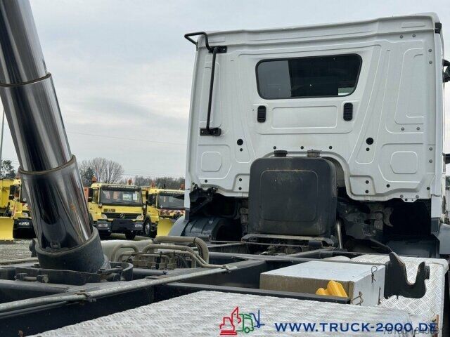 Camion ribaltabile trilaterale Mercedes-Benz Arocs 3248 8x4/4 Moser 3 Seiten Kipper Retarder