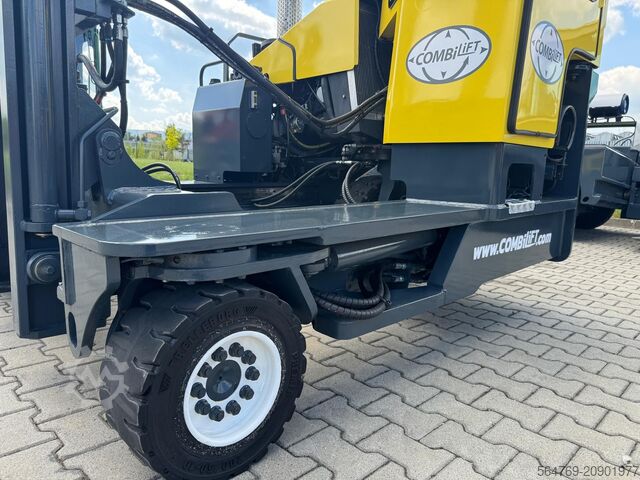 Négyirányú targoncát Combilift C4000 /5500mm/ LPG / 2013 year/