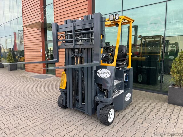 Négyirányú targoncát Combilift CB3000// LPG // 2017 year /Toyota engine