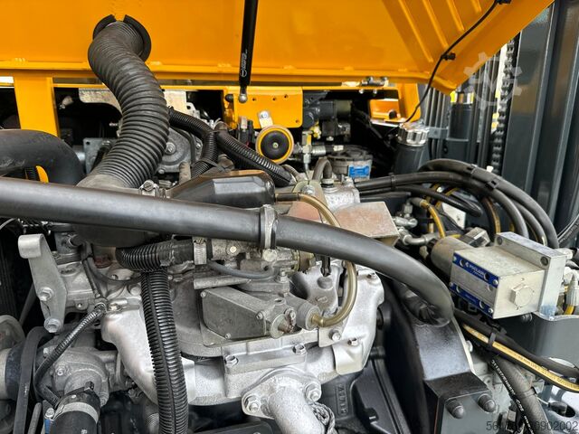 Négyirányú targoncát Combilift CB3000// LPG // 2017 year /Toyota engine