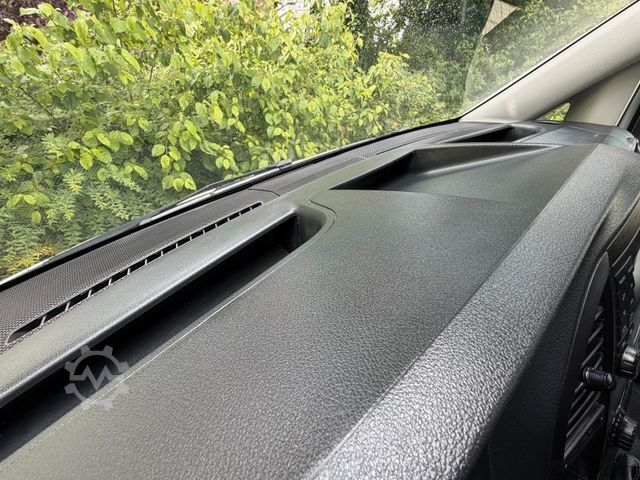 Minibus MERCEDES-BENZ Vito 109 Cdi Lang Tourer 9Sitze Schiebetür Klima
