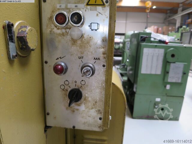 Cisailles guillotines - mécaniques BRONSWERK BS 2500 x 3