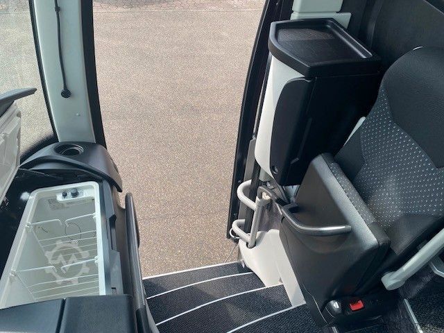 Autobus granturismo SETRA S 516 HDH