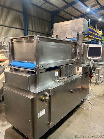 Hoge capaciteit vormmachine voor nuggets en hamburgers. Provisur Formax Ultra26