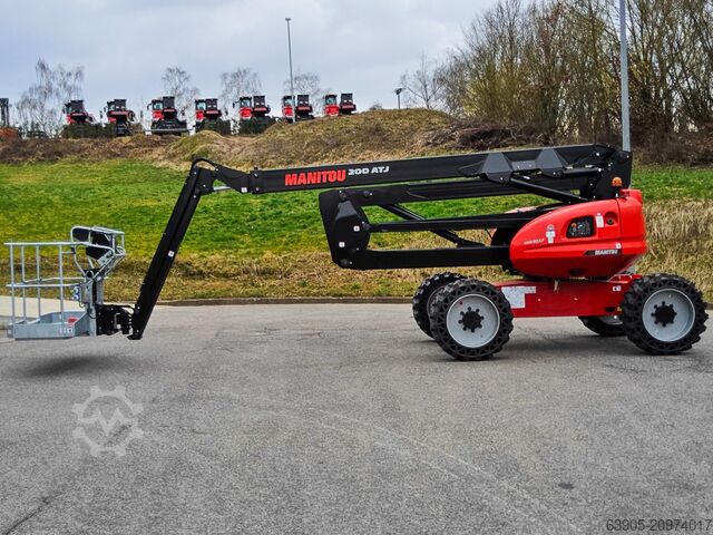 Kloubová teleskopická pracovní plošina Manitou 200 ATJ