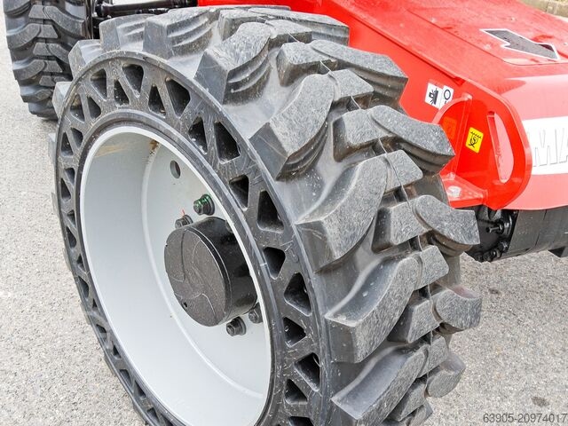 Kloubová teleskopická pracovní plošina Manitou 200 ATJ