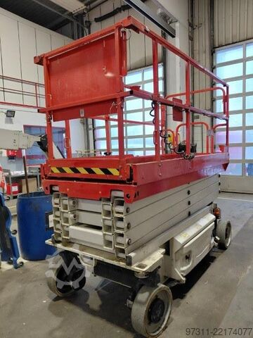  JLG 3246ES