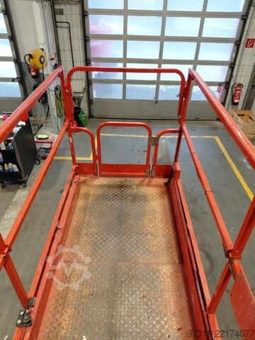  JLG 3246ES