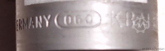 Inyector de Deutz 02233085