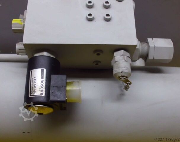 Hydraulische cilinder GSL German Standard Lift** D1000500AV10443