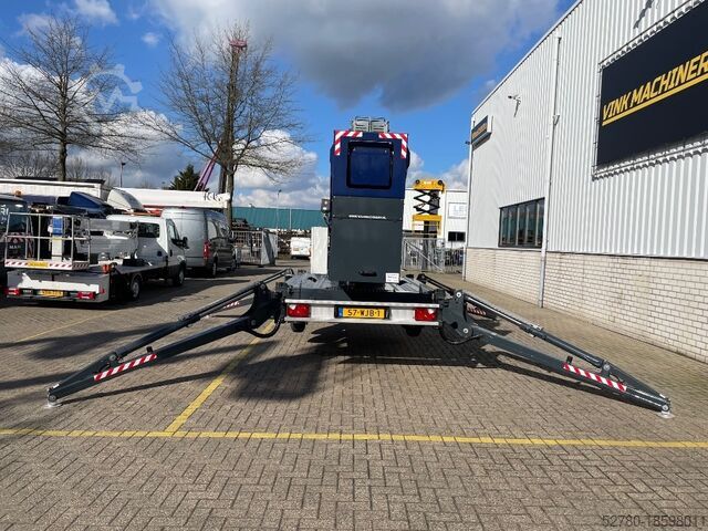 Grue tout-terrain Böcker AHK 36E