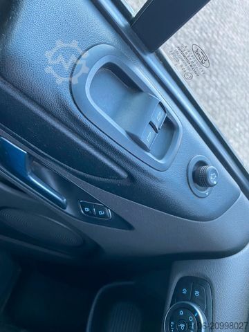 Dobozos furgon FORD Transit Custom Kasten 320 L1 Trend *Automatik*