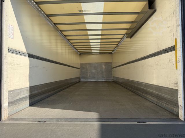 Vrachtwagen met bakwagen MERCEDES-BENZ Atego  1500kg