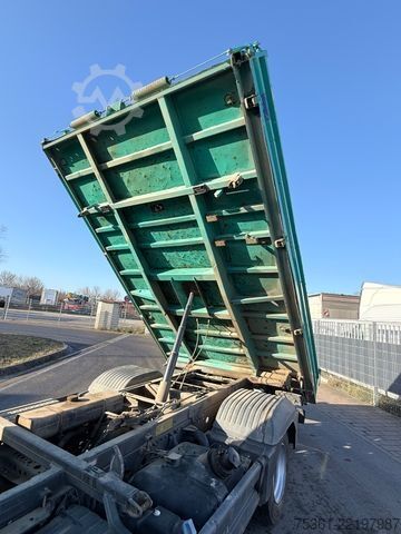 Driezijdige kipper bestelwagen MERCEDES-BENZ Atego 818 Kipper AHK Anhängerhydraulik