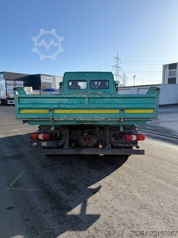 Driezijdige kipper bestelwagen MERCEDES-BENZ Atego 818 Kipper AHK Anhängerhydraulik