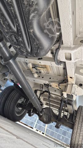 Bestelwagen met verhoogd dak MERCEDES-BENZ Sprinter III Kasten  519 CDI RWD 4x 4 Allrad