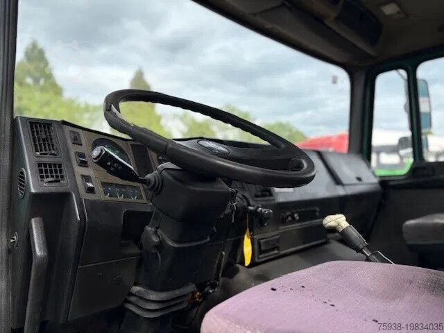 Chassis met cabine MAN 18 18.232 4x2 FULL STEEL CHASSIS (MANUAL GEARBO...