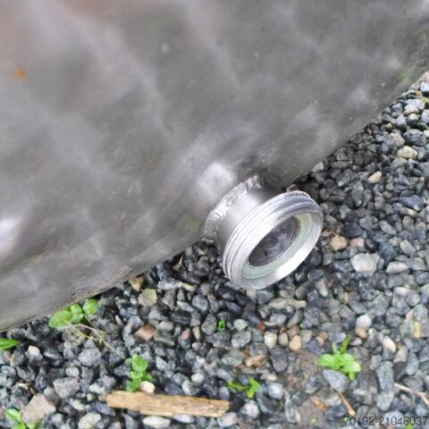 2130 liter tank van V2A  9304