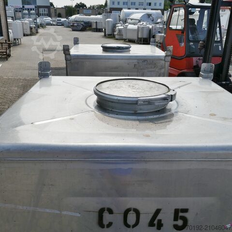 1950 liter container gemaakt van V2A Umformtechnik Hausach (UCON) 9301