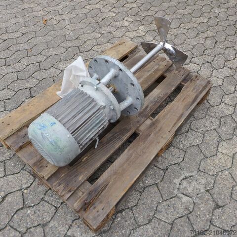 25000 liter tank gemaakt van V2A met zijdelings propeller roerwerk  9277