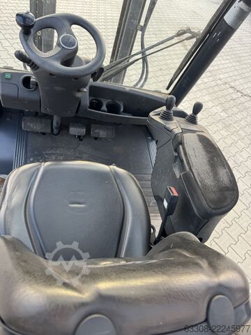 LPG'li forkliftler Linde H30T-02
