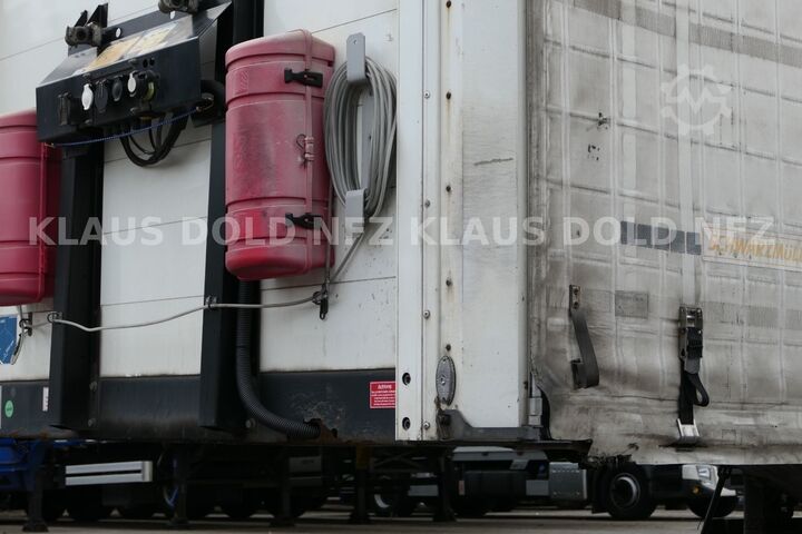Semi-remorque porte-voitures SCHWARZMÜLLER S1 Autotransporter LBW Hubkraft 4000 kg