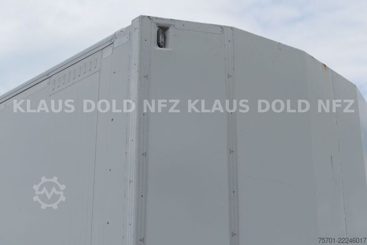 Semi-remorque porte-voitures KÄSSBOHRER SP 9-16 geschlossener Autotransporter