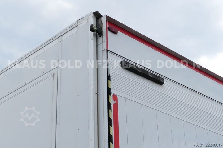 Semi-remorque porte-voitures KÄSSBOHRER SP 9-16 geschlossener Autotransporter