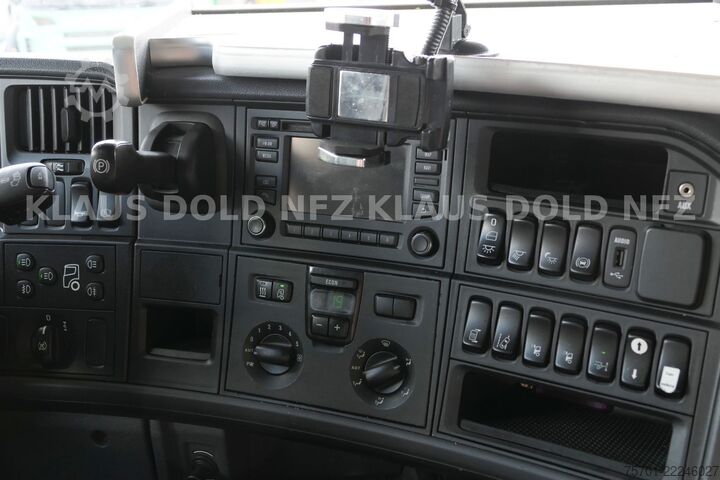 Biltransport lastbil SCANIA R450 Autotransporter Komplettzug Kässbohrer