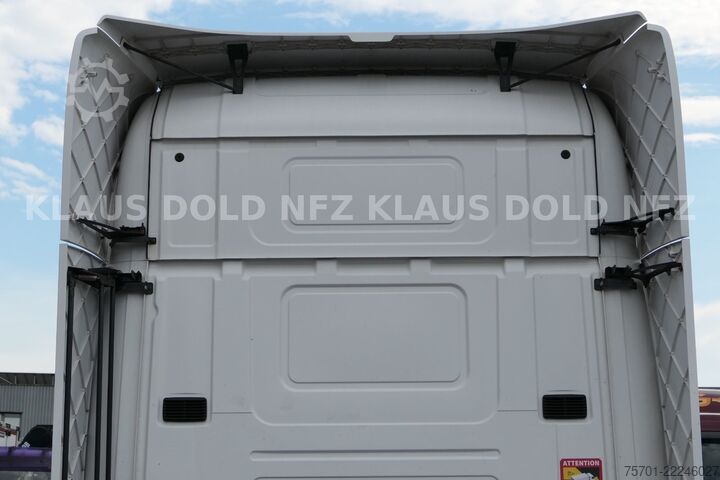 Biltransport lastbil SCANIA R450 Autotransporter Komplettzug Kässbohrer