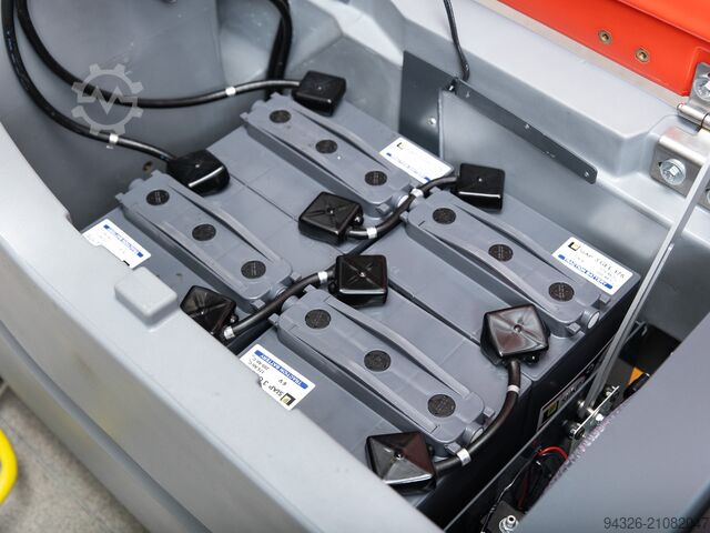 Hako Hakomatic B90 NIEUWE ACCU'S Hako Hakomatic B90 TB750 - NEW BATTERIES