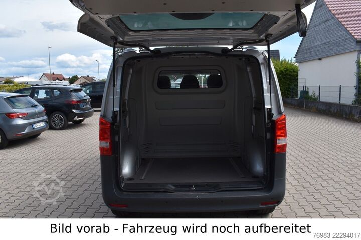 Miniautocarro MERCEDES-BENZ Vito Mixto 114 CDI 4x4 kompakt 9 G-Tronic 5 Sitz