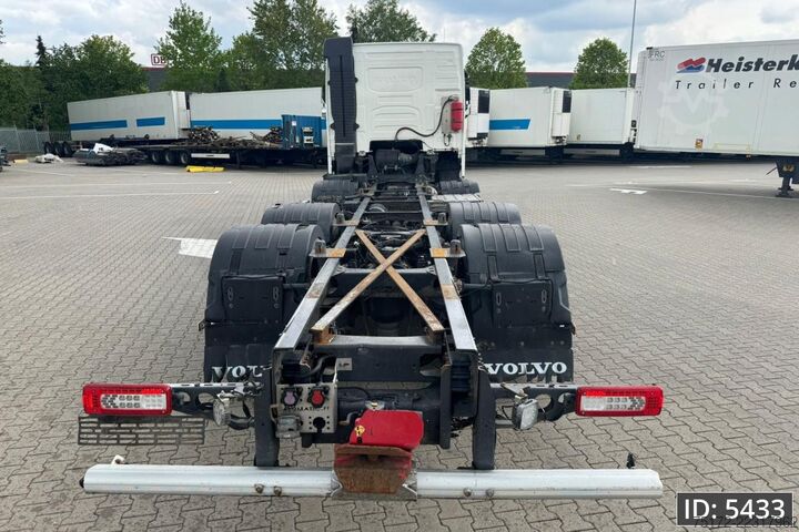 Chassis with cab Volvo FH 540 Globetrotter, Euro 6, / 8x4 / ADR / Stee...