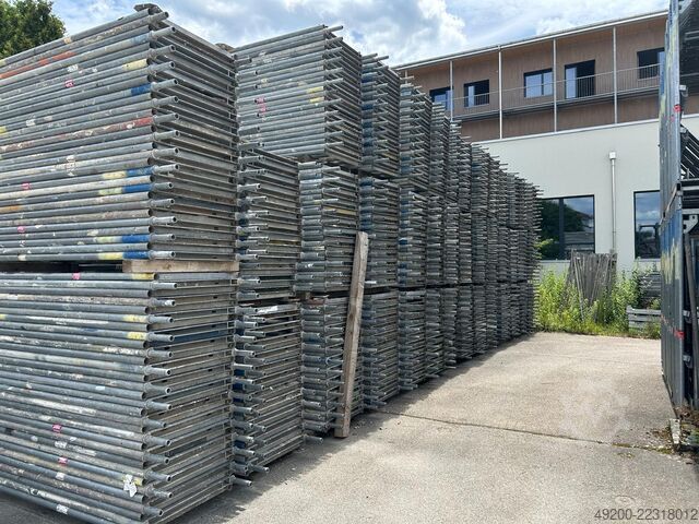 Scaffolding 45,000 sqm LAYHER Gerüst