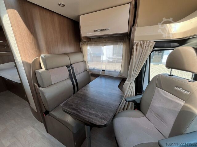 Halvintegreret autocamper CHALLENGER Birthday 46 - Hub/Einzelbetten -  -